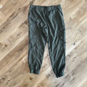 Banana Republic Women's Olive Cargo Jogger Pants